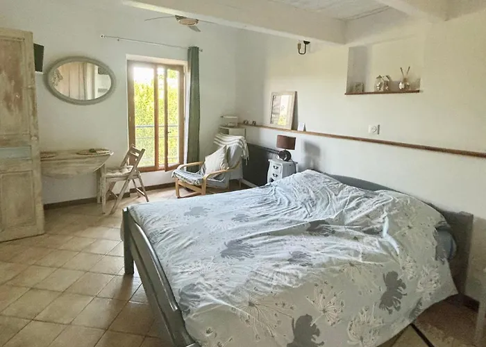 Apartment Le Petit Chalus Forcalquier